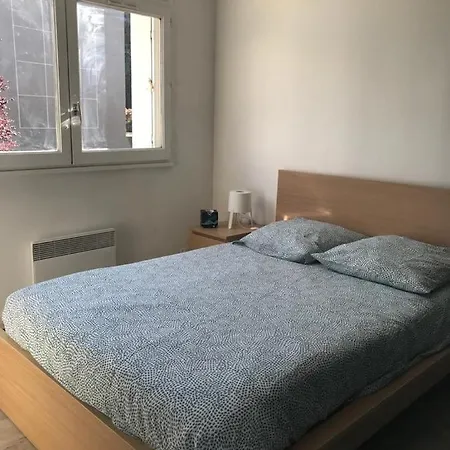 Kapselhotel Mas Devron *